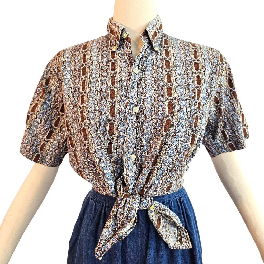Vintage 1970s Blue Brown Pattern Short Sleeve Button Down Collared Retro Disco